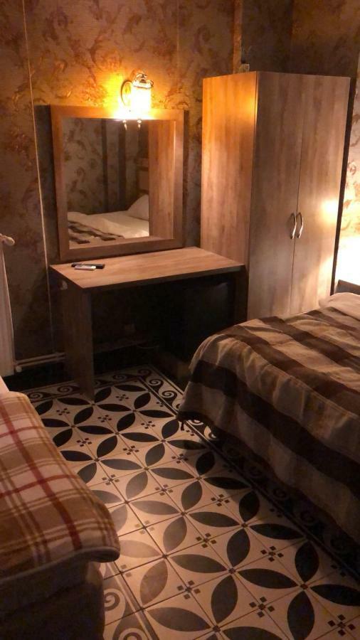 Guelhane Hotel Istanbul Bagian luar foto