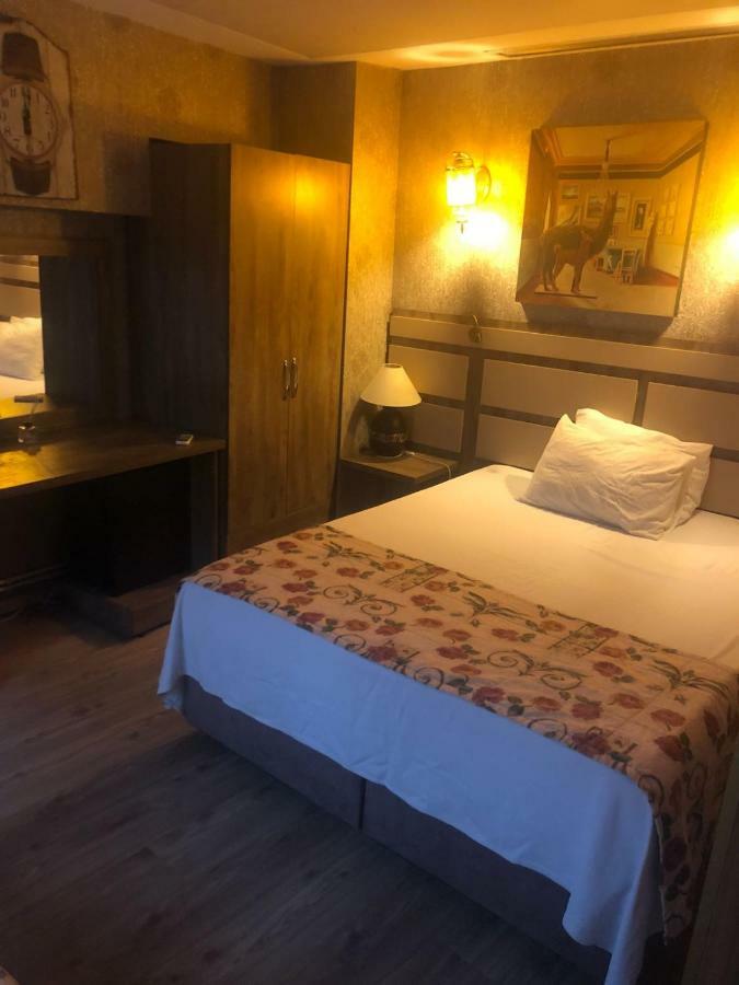 Guelhane Hotel Istanbul Bagian luar foto